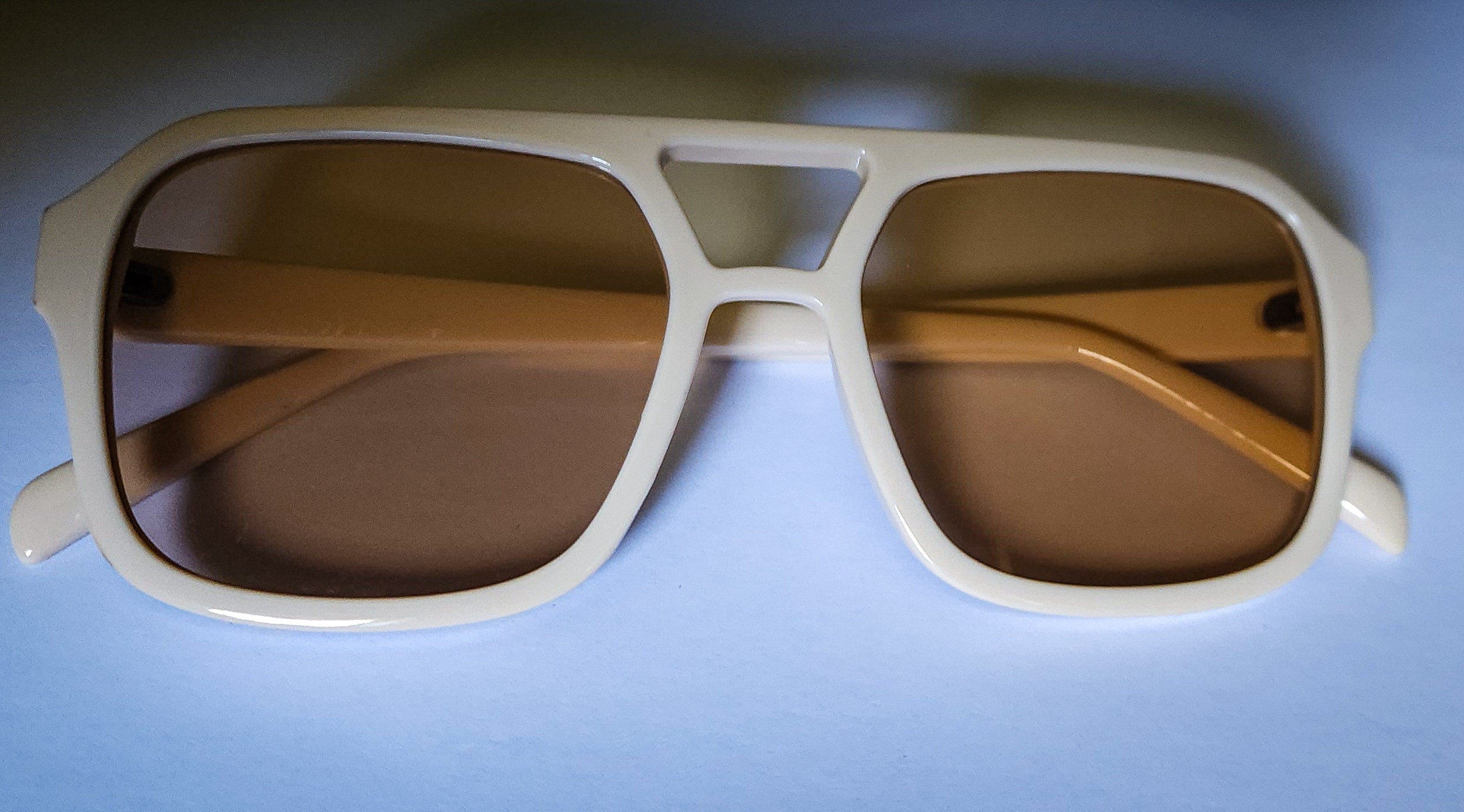 Omerta Lane Signature (Cream)