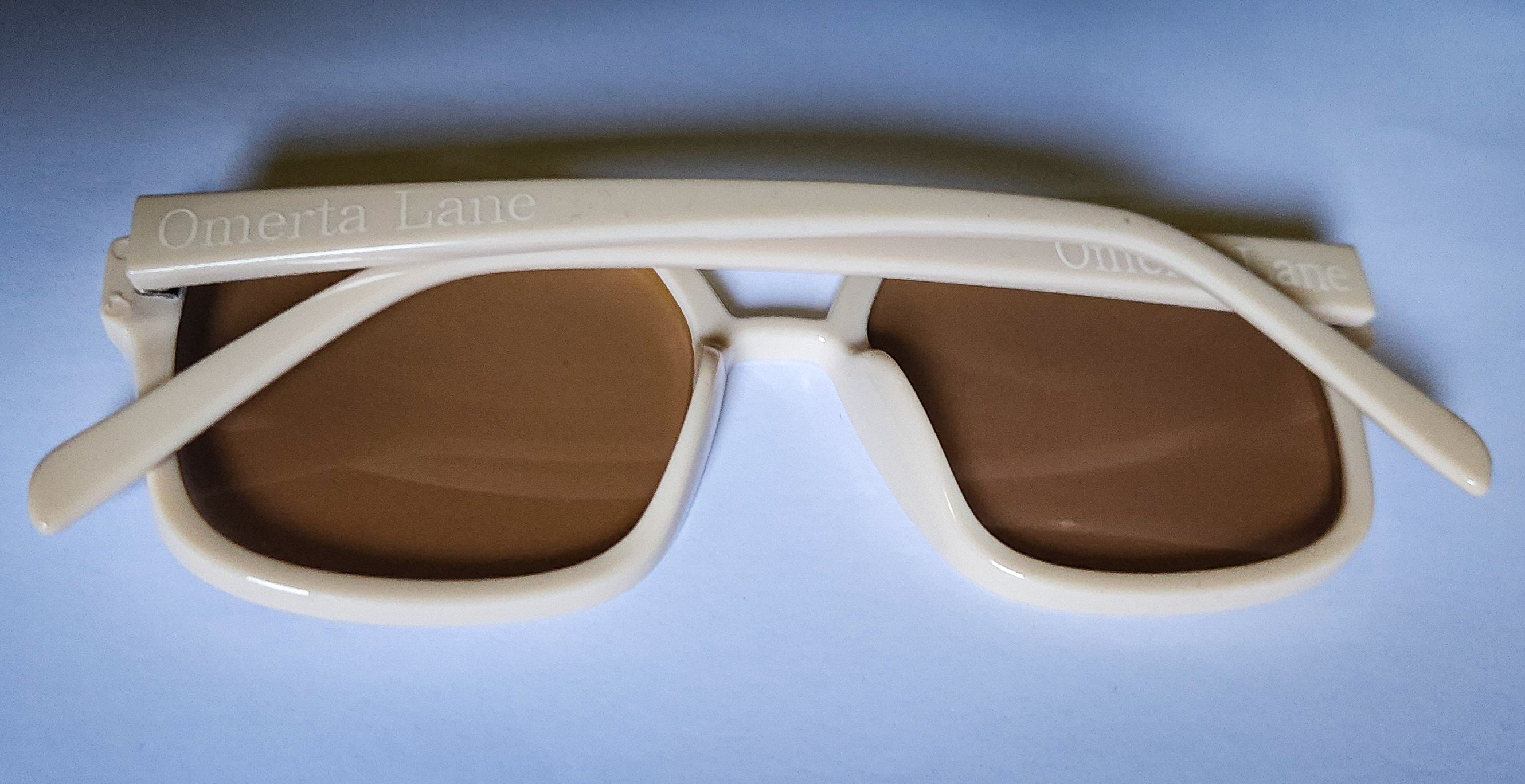 Omerta Lane Signature (Cream)